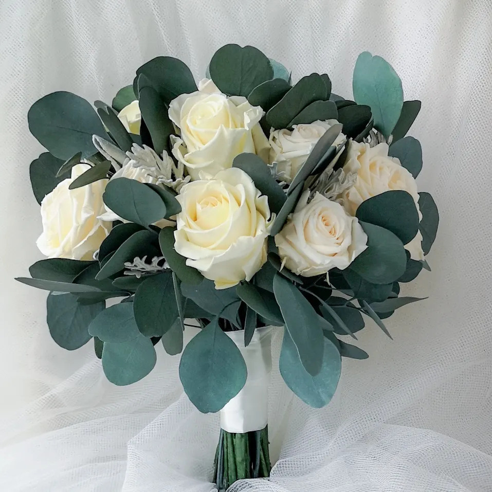 Līgavas pušķi baltos toņos. Event design, decoration, floristry, gift, Irina Novika, Riga, Latvia