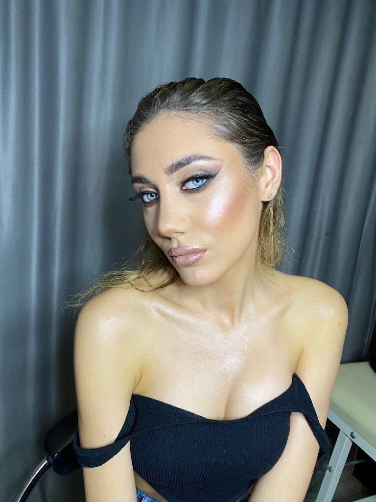 Makeup and hairstyle Tbilisi. Главная