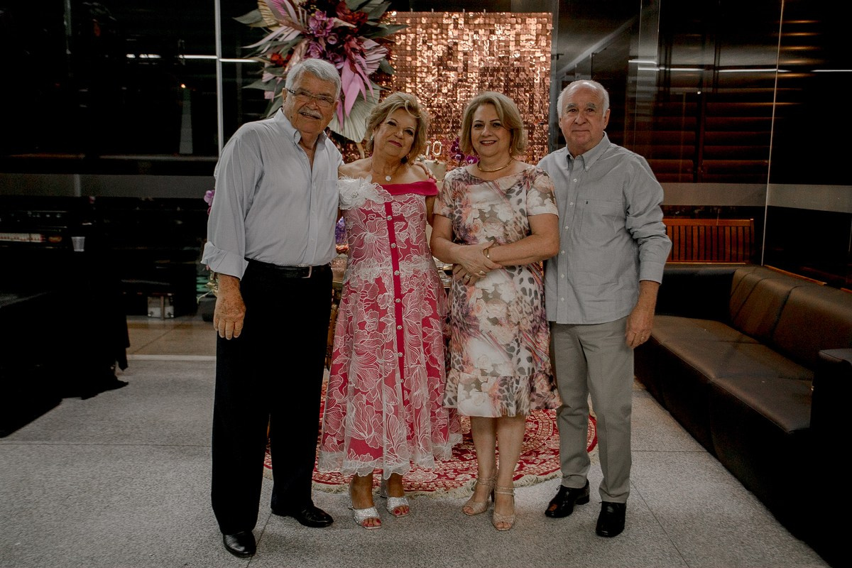 Waldeana - 70 anos. Fotógrafa de Eventos em São Paulo e Sorocaba Kika Damasceno
