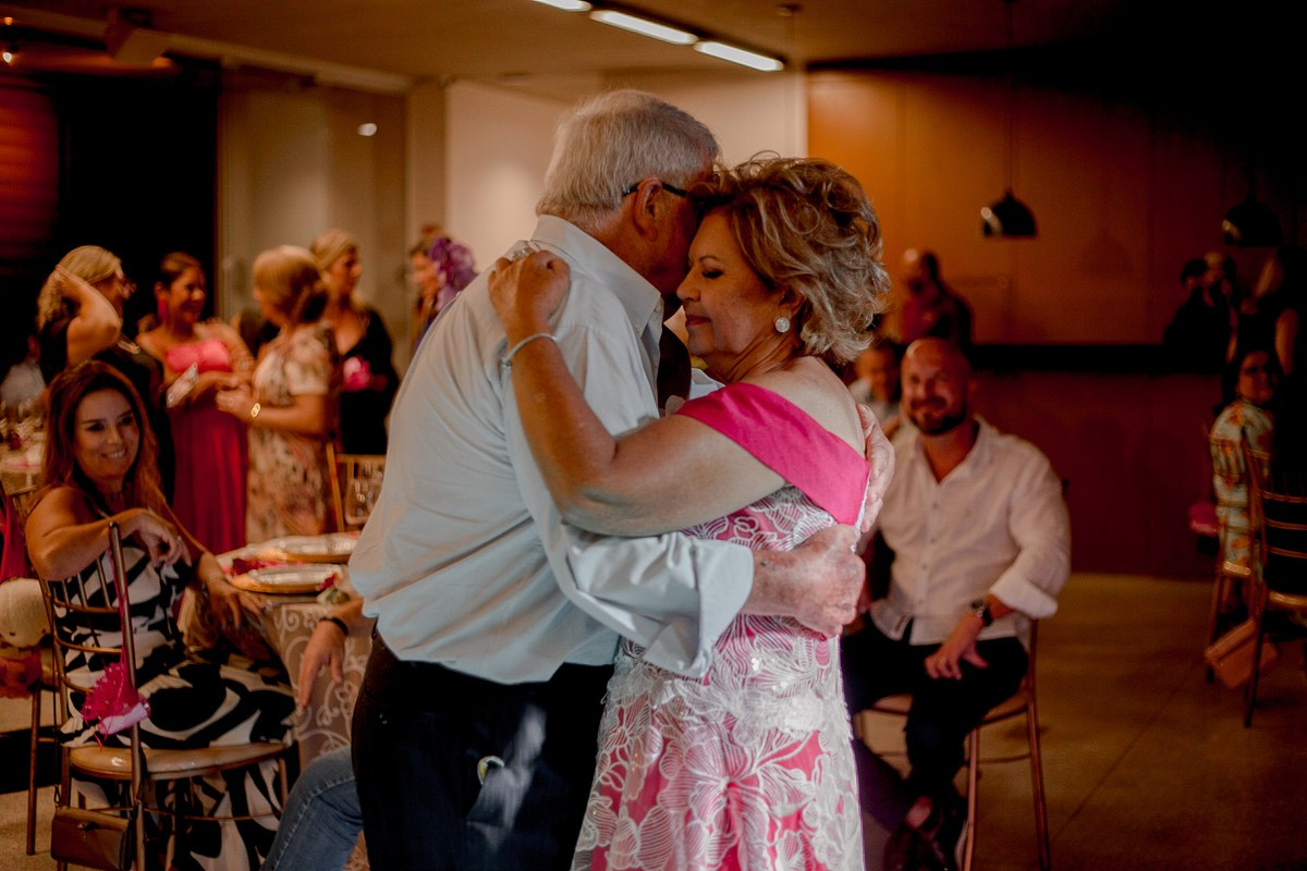 Waldeana - 70 anos. Fotógrafa de Eventos em São Paulo e Sorocaba Kika Damasceno