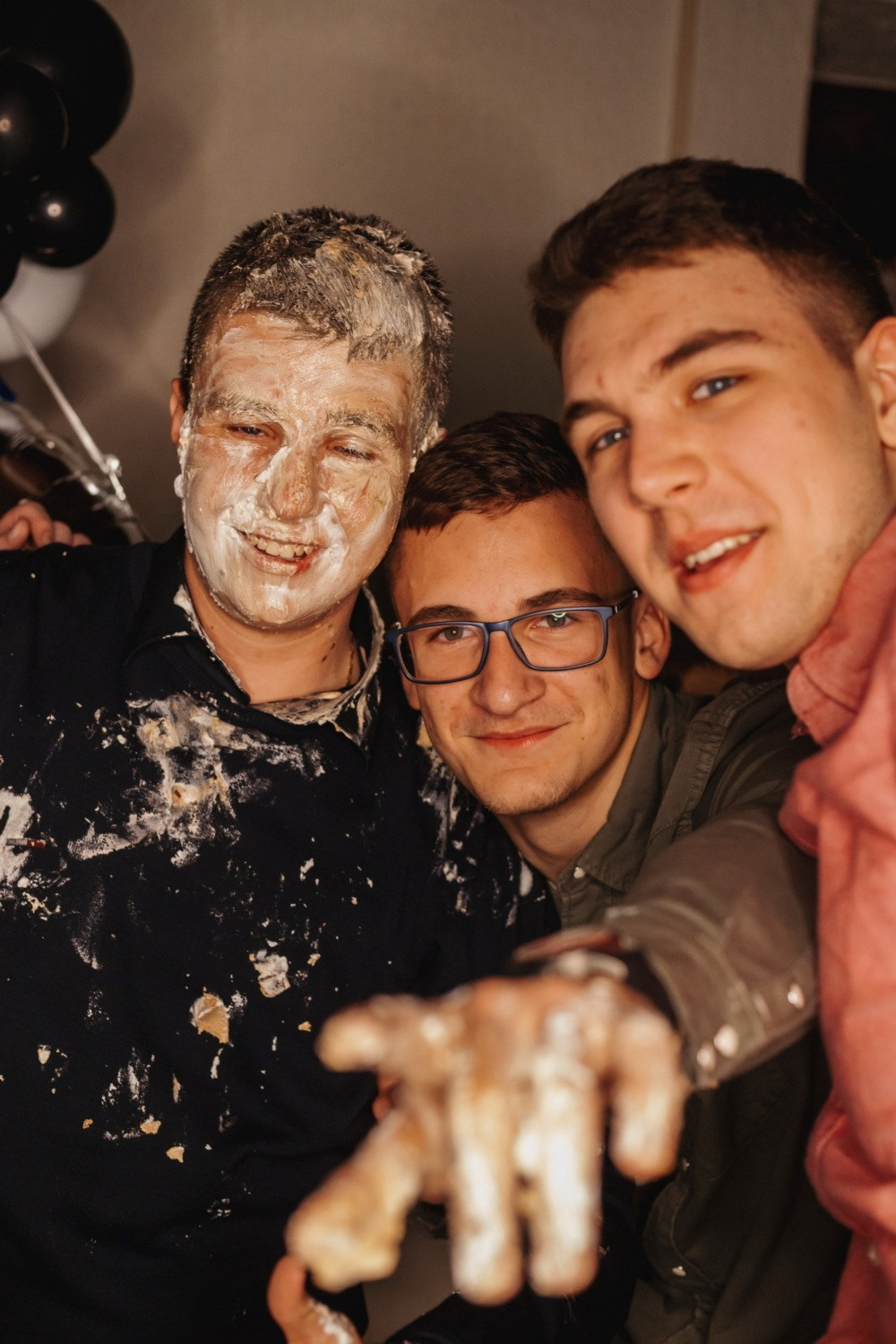 FOTOGRAFISANJE PUNOLETSTVA. Fotografi iz Backog Petrovca David i Andrea Stojanovic