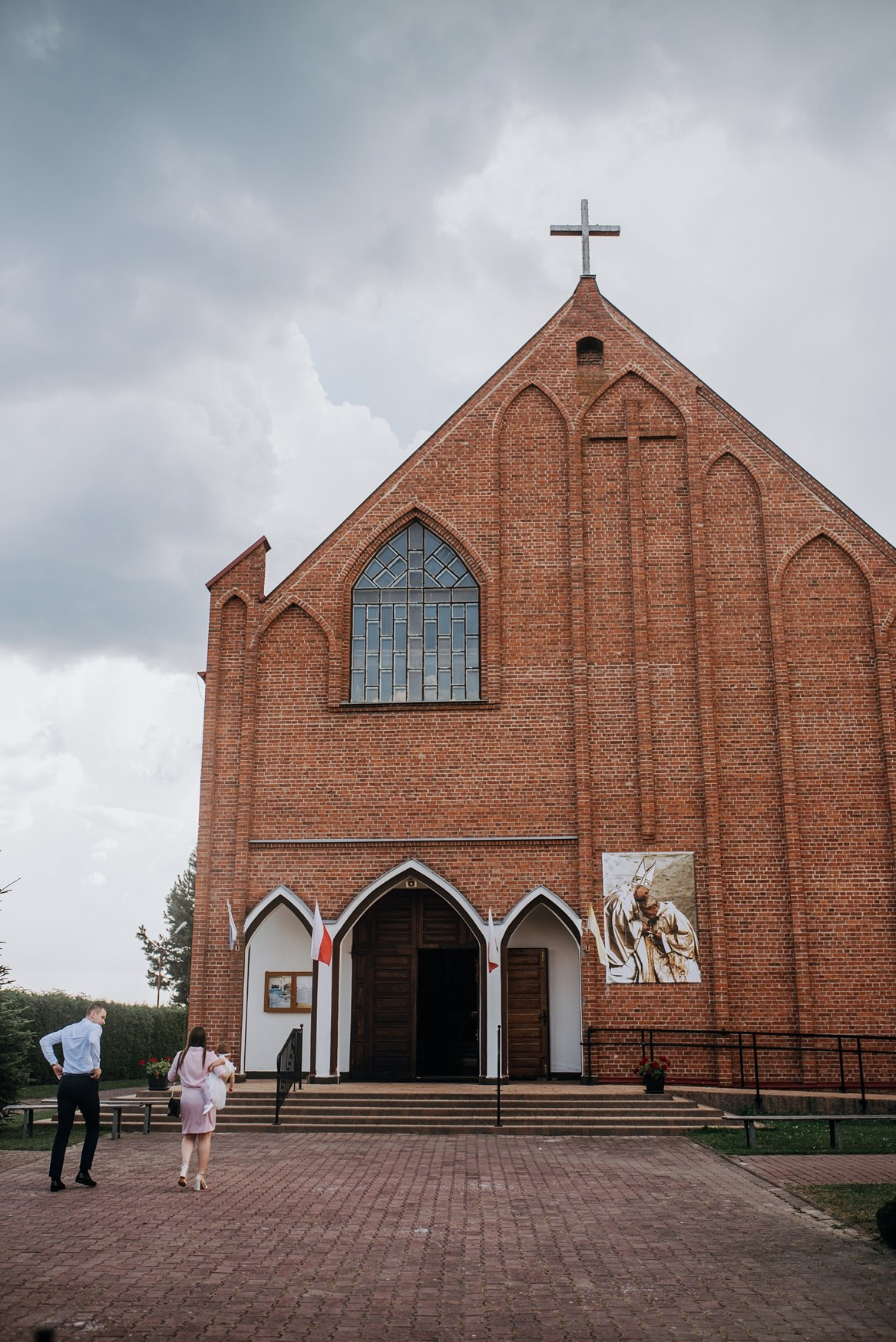 Chrzest Święty Hani. Dominika Strachacka Fotografia | Fotograf ślubny i rodzinny Opole Lubelskie Lublin