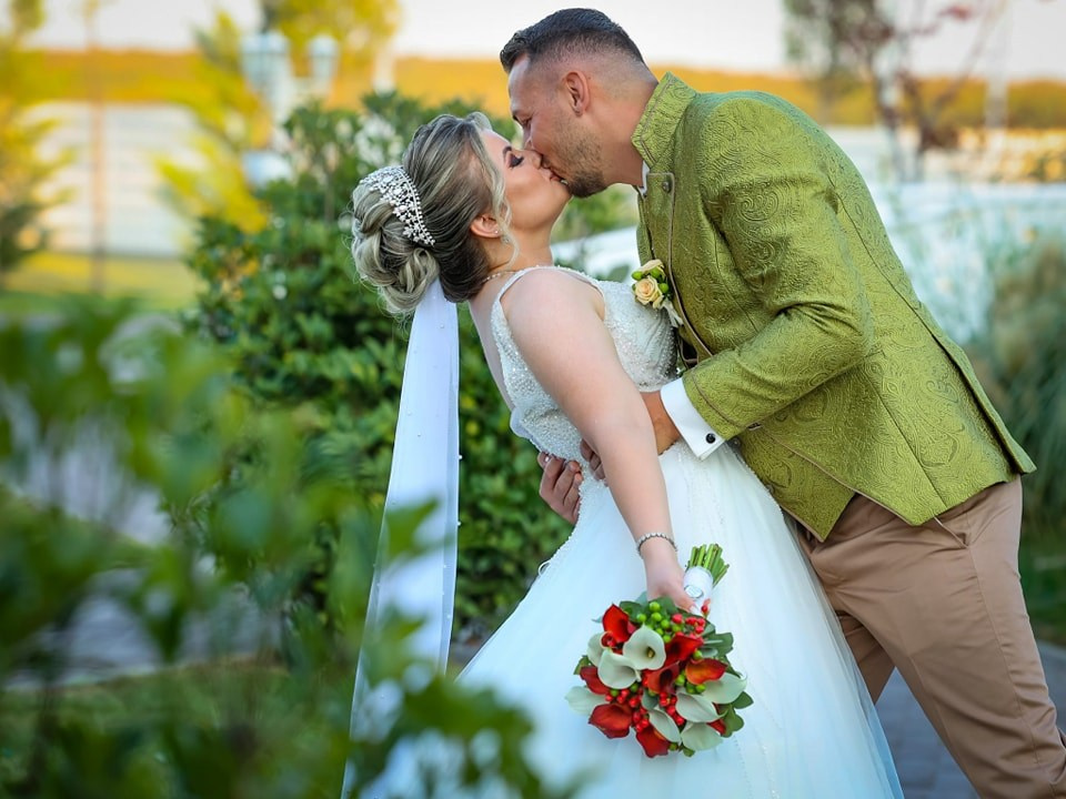 Teodor & Monica. Fotograf Nuntă Constanța - Moments by Gub