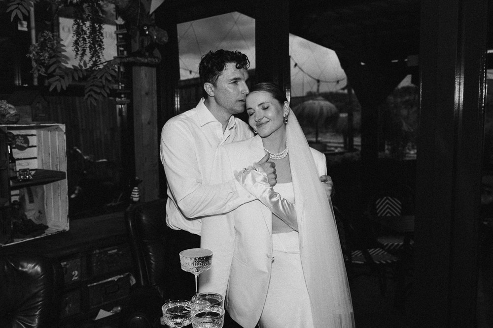 Anastasia & Alex (Freie Trauung am Meer in Holland - nur zu zweit). Hochzeitfotografin Düsseldorf, NRW Nadja Holzmann