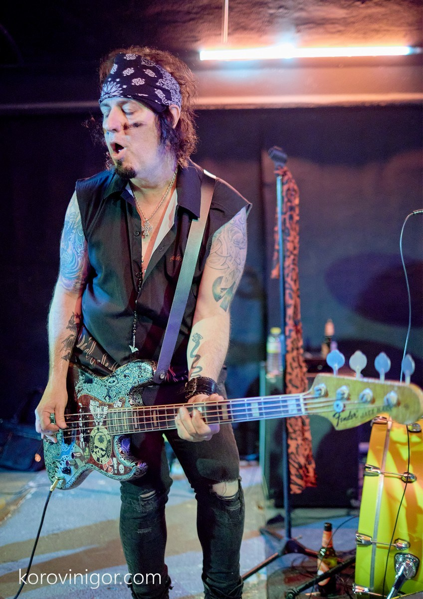 Mötley Crüe tribute. La Granja Cultural Association Alcoy Spain