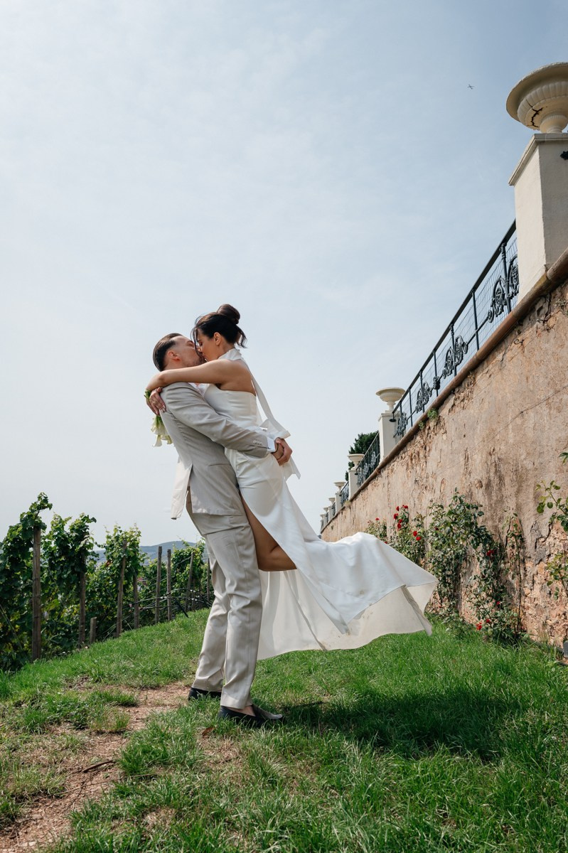 Civil Wedding at Burg Schwarzenstein in Geisenheim. Wedding photographer & videographer in Germany and Frankfurt | Denis Mirosnik