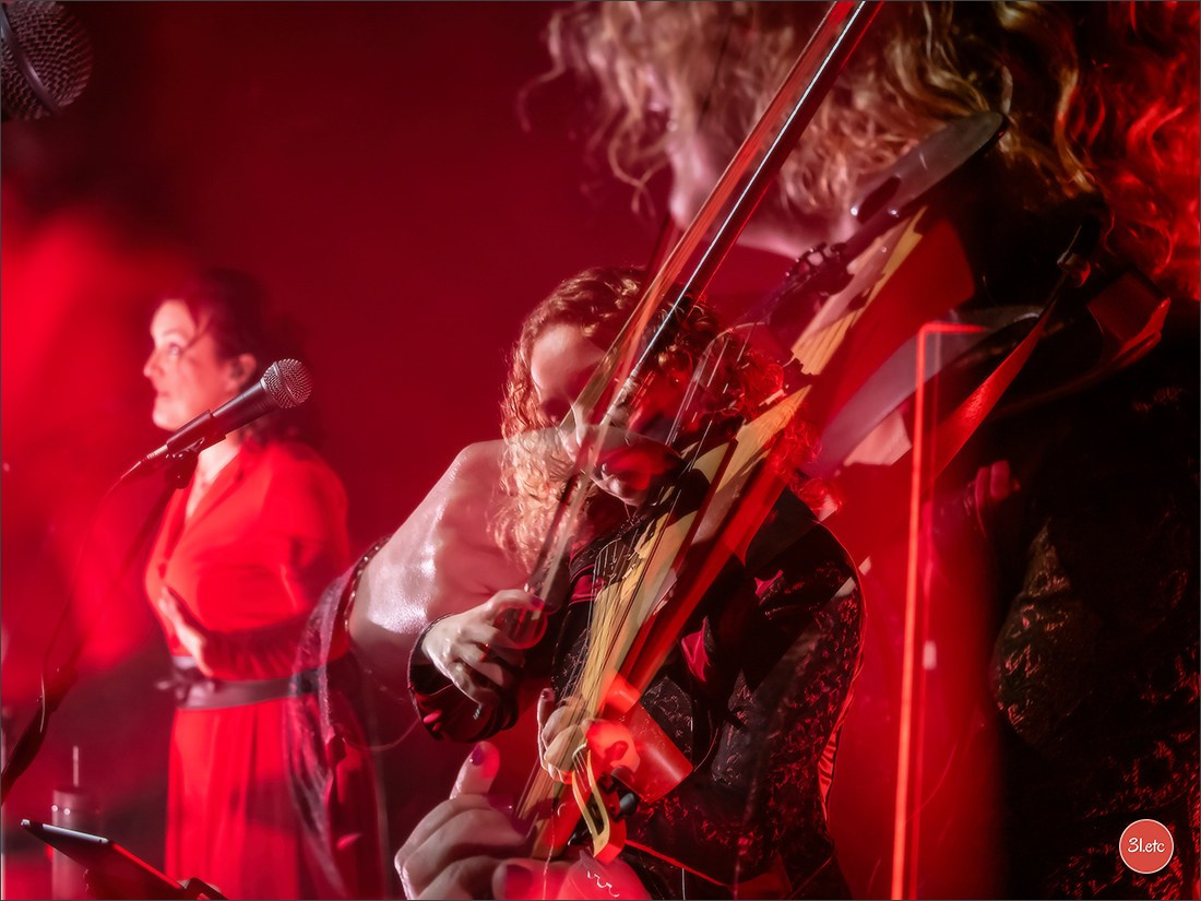 Christel Kern Artiste ce soir au PMC de Strasbourg. Photographe à Strasbourg | Portraits, Studio, Enfants, Événements