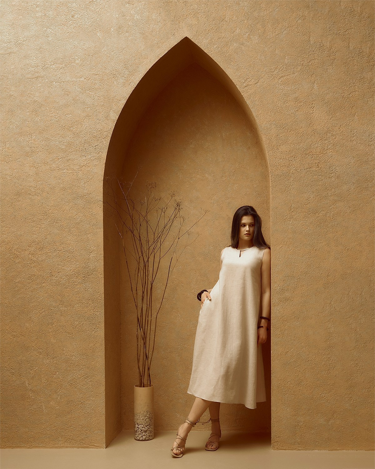 FASHION. Fashion and advertising photographer Alina Mikhalkovich Dubai