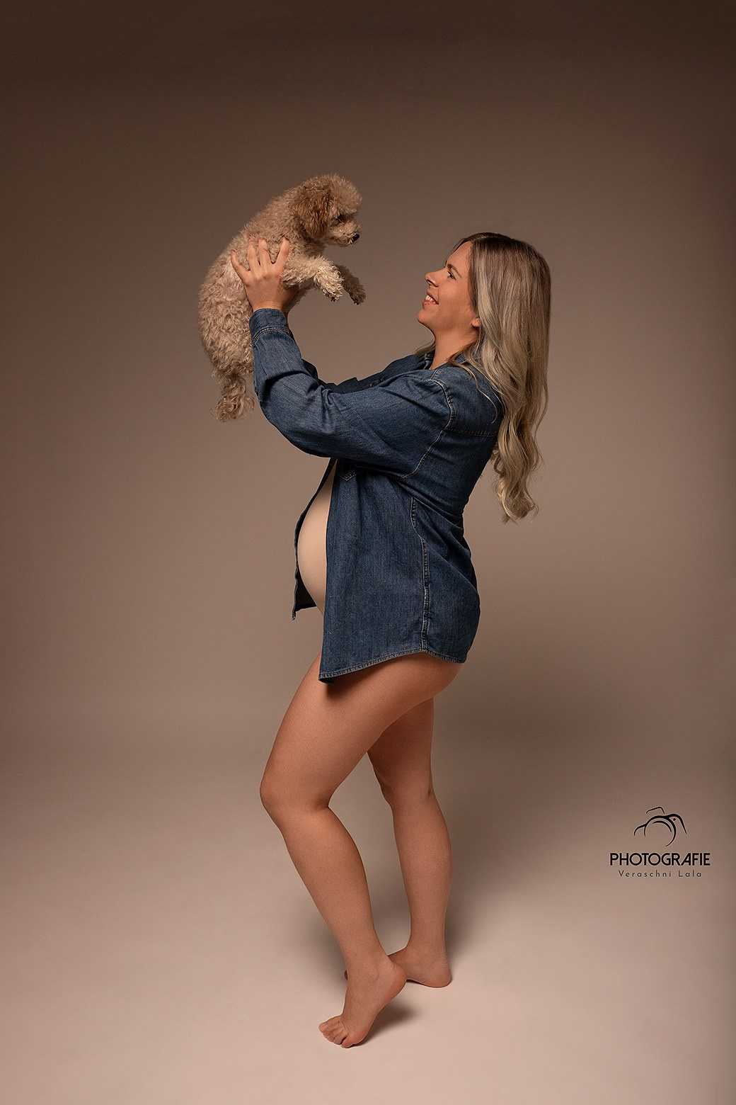 BABYBAUCH. Neugeboren und Babybauchfotoshooting in Cloppenburg