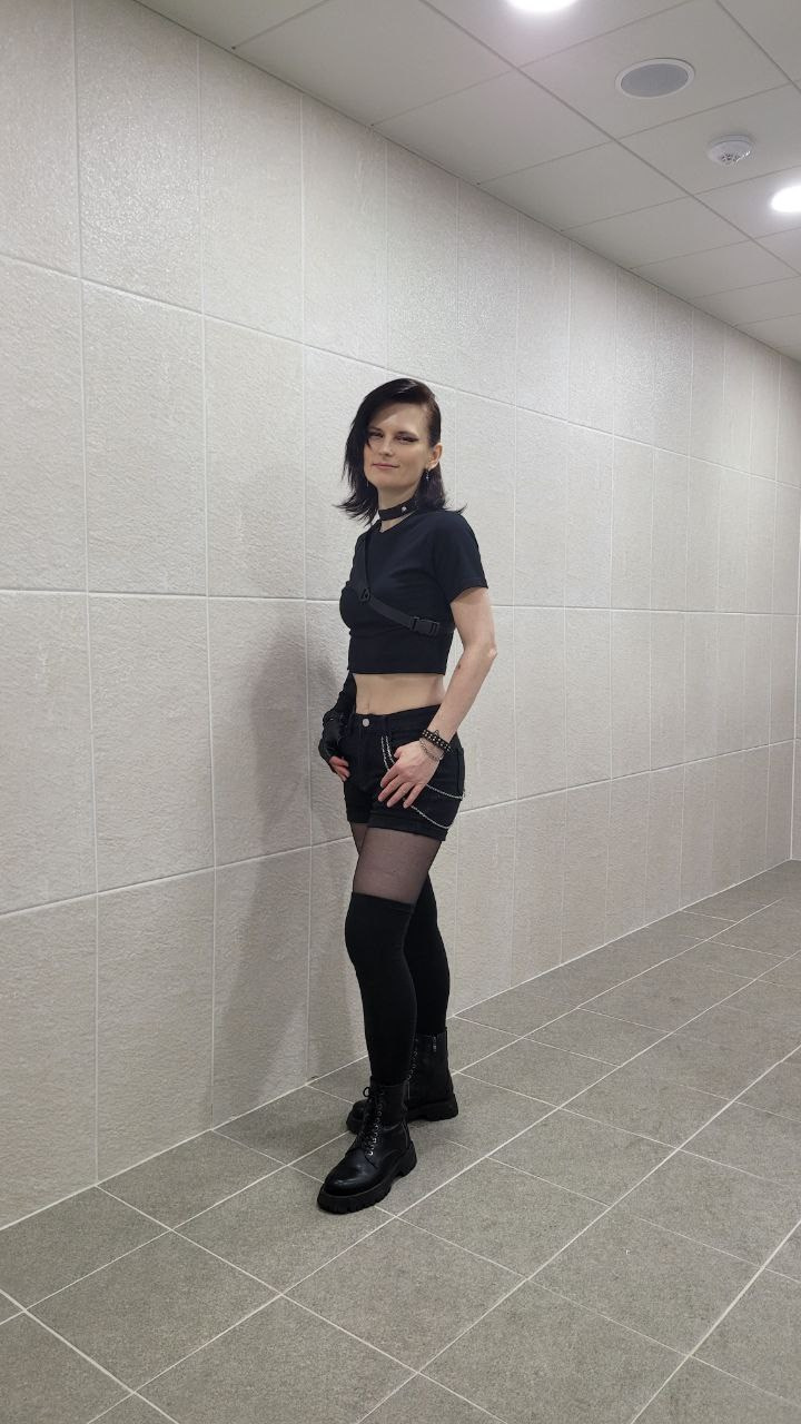 K-POP IDOL GROUP SEVENTEEN MV “THUNDER” — dancer, model, 21/04/2025