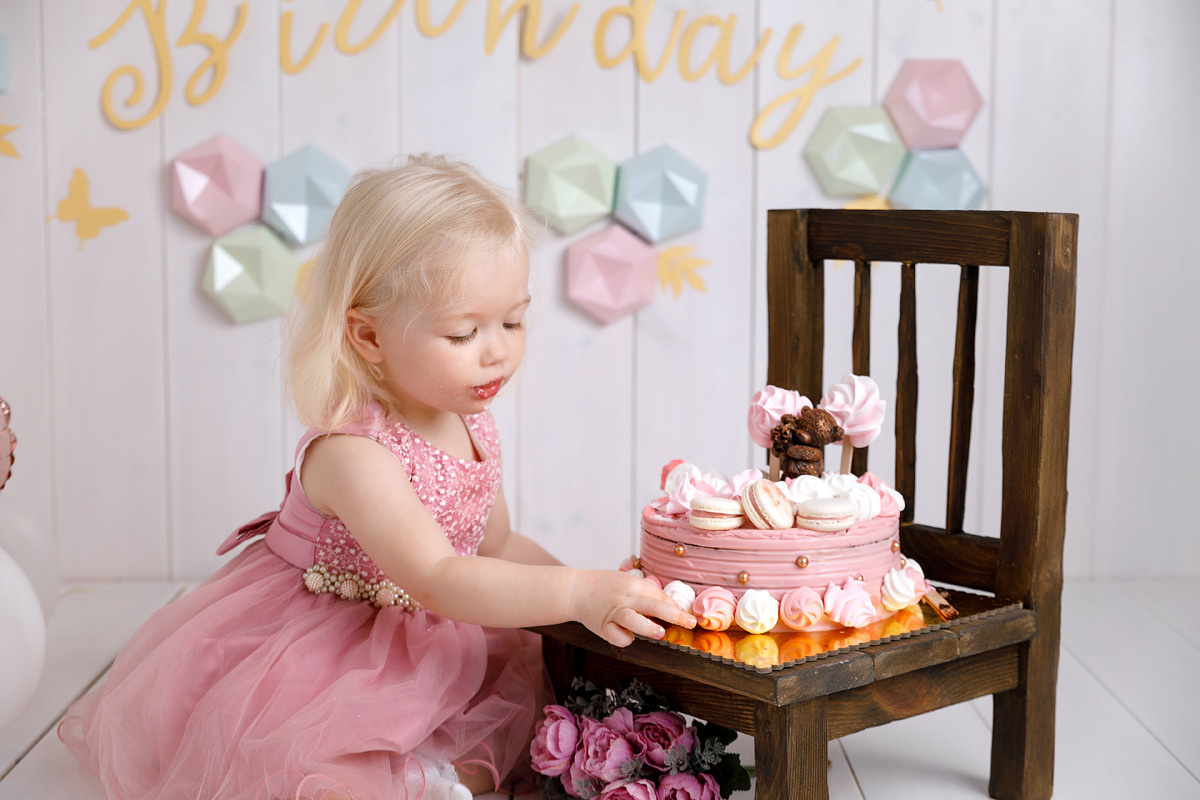 צילומי גיל שנתיים לאמה. נטליה רוזמן צלמת הריון ניובורן ילדים ובוק בת מצווה