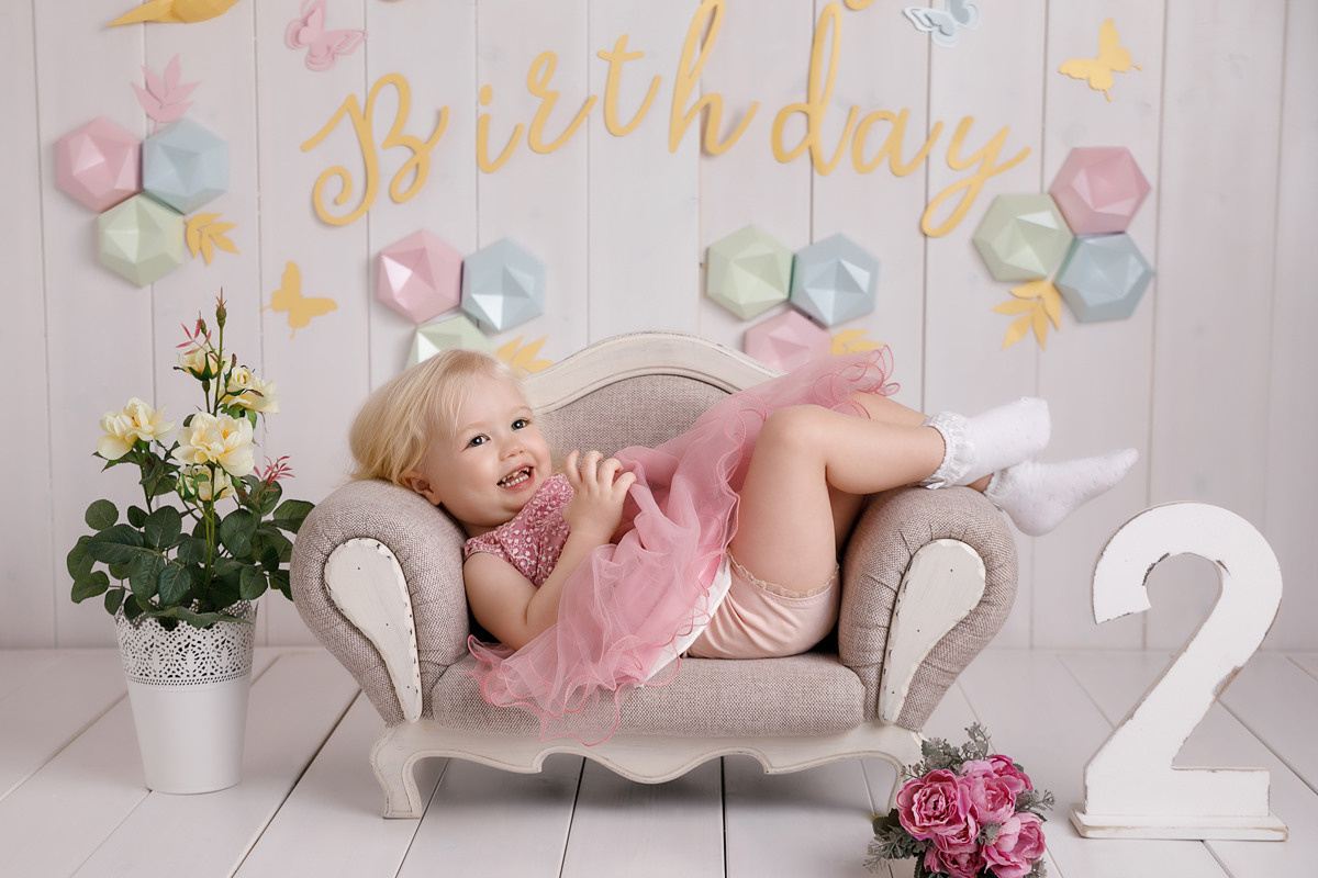 צילומי גיל שנתיים לאמה. נטליה רוזמן צלמת הריון ניובורן ילדים ובוק בת מצווה