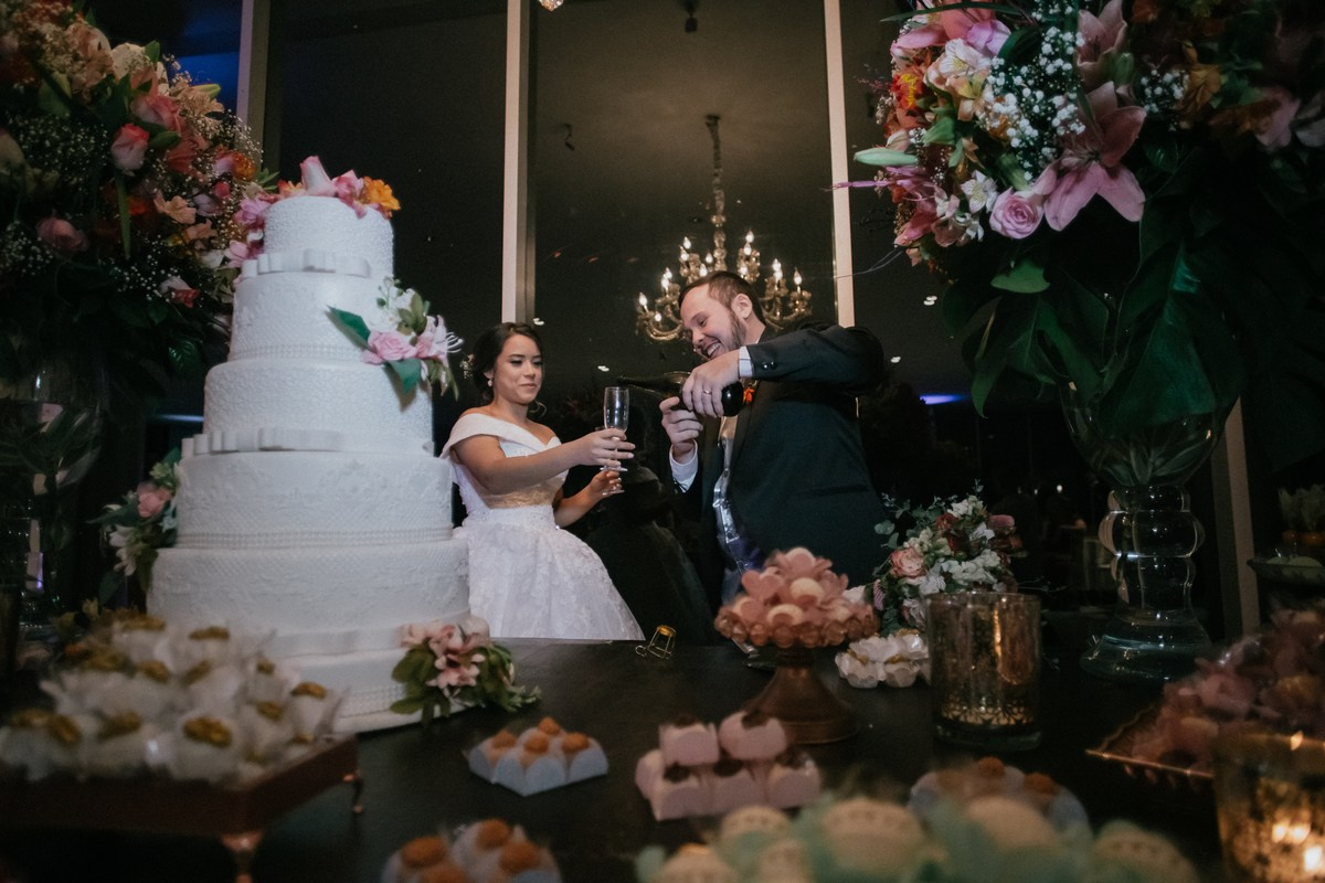 Felipe e Letícia. Fotógrafa de Eventos em São Paulo e Sorocaba Kika Damasceno