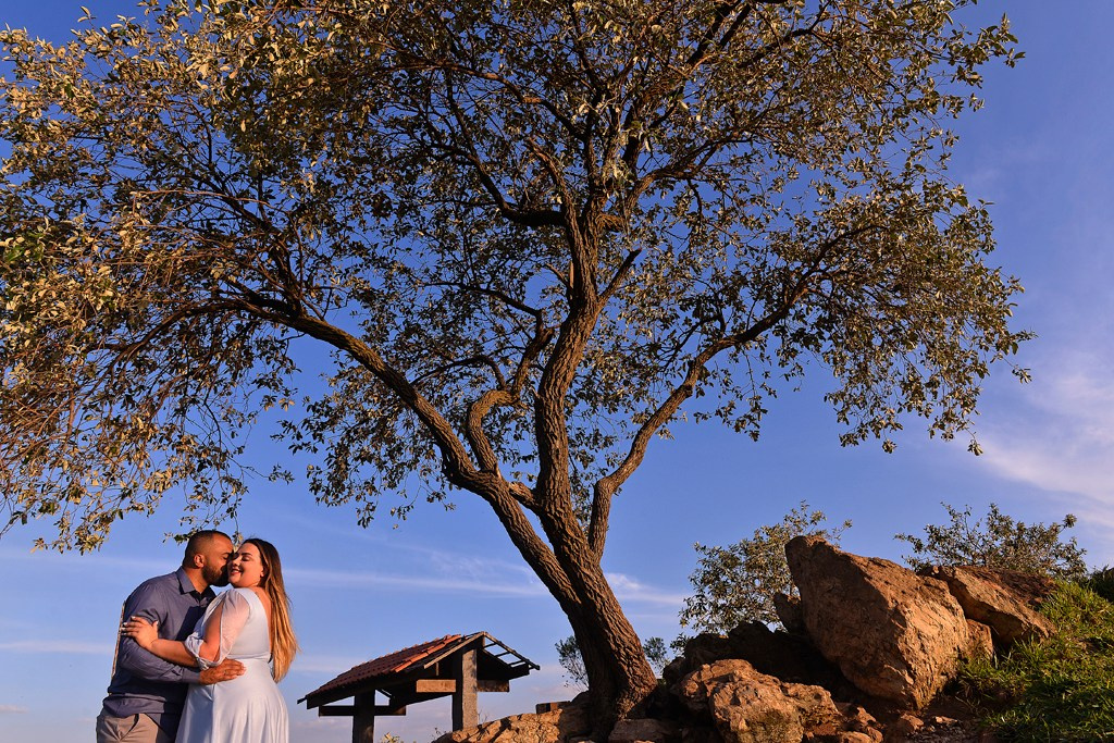 Flávio & Josiane — Morro do Capuava, Pirapora do Bom Jesus. Produtora Bride