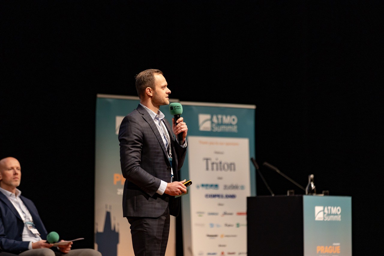 Dana Lišková - Event Photographer Prague - event photography  - conference photography - corporate events - corporate photography