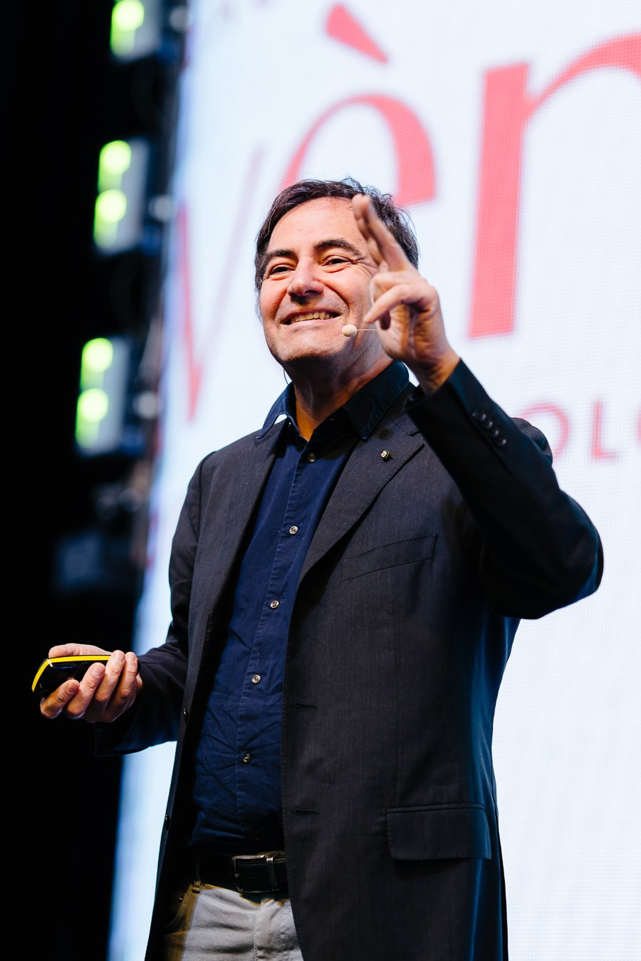 Fotografie Corporate Specializat in Lansări Produs si Serviciu. Fotograf Corporate Business