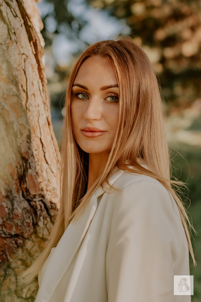 Picnic. Professional portrait photographer in Los Angeles | Axenia Haritonova