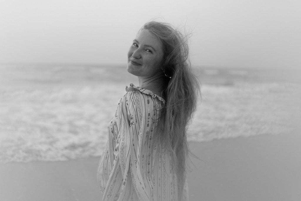 Stella and Ilya. Professional Photographer Abu Dhabi, Dubai — Yulia Ismoilova | 2025