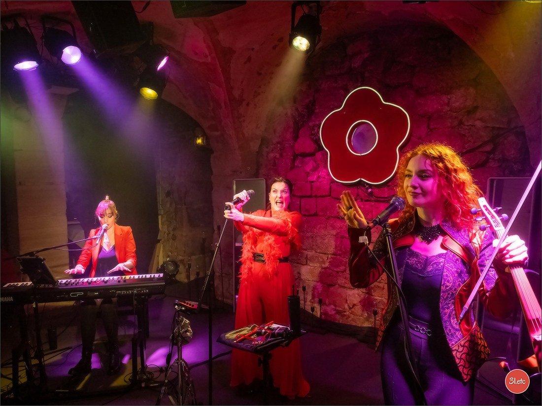 Christel Kern in Paris. Photographe à Strasbourg | Portraits, Studio, Enfants, Événements