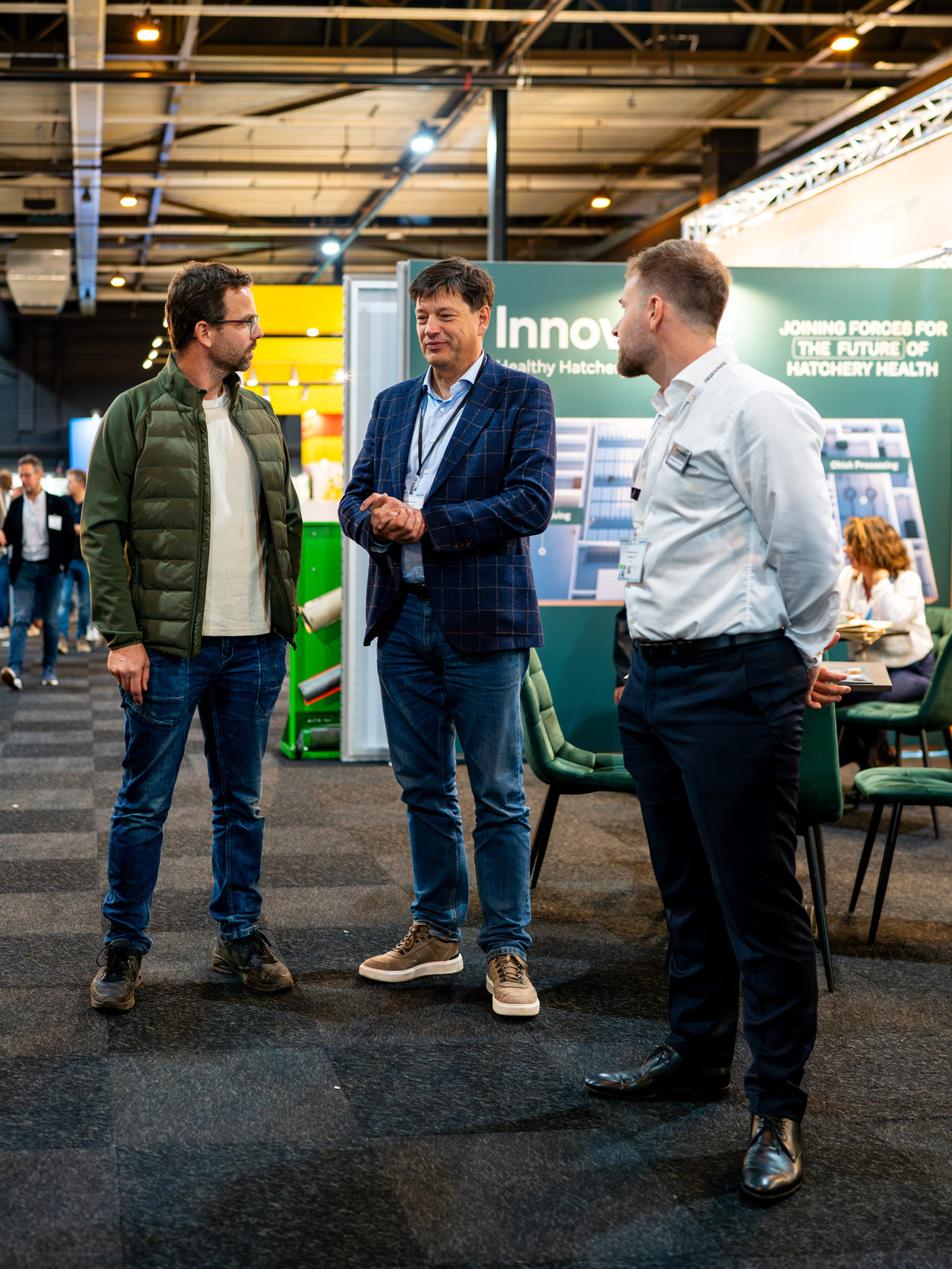 Professional networking and conversations at a trade fair
