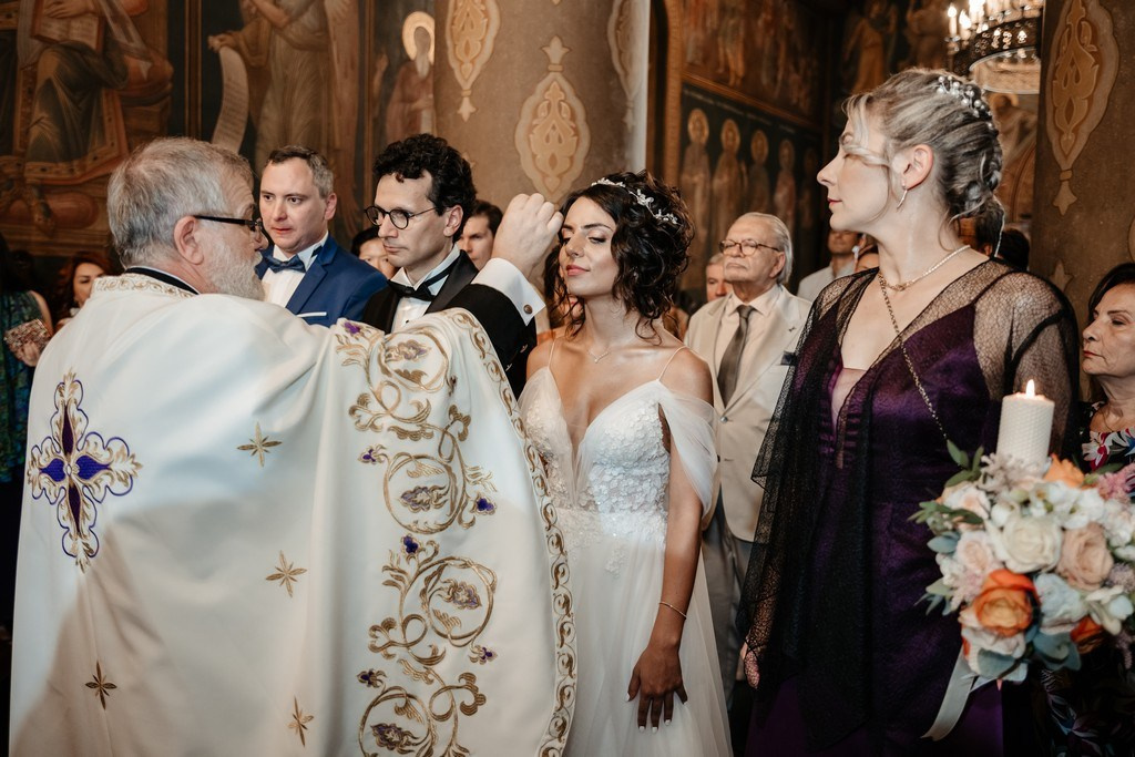 Isil si Radu by Fotograf nunta Iasi — Eduard Schiopu