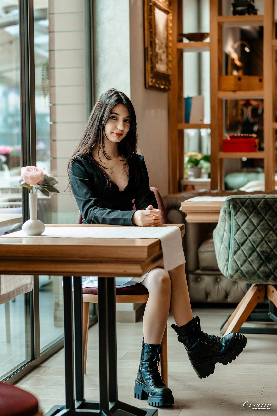 Oferta albume absolvenți 2026. Fotograf nuntă Bistrița | fotograf botez | Creativ Foto Video | Vasile Mizgan