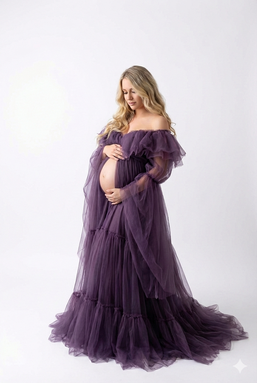 Maternity Wardrobe — Dresses Included for Your Session. Family & Maternity Photographer in Dresden Tatiana Mudryak