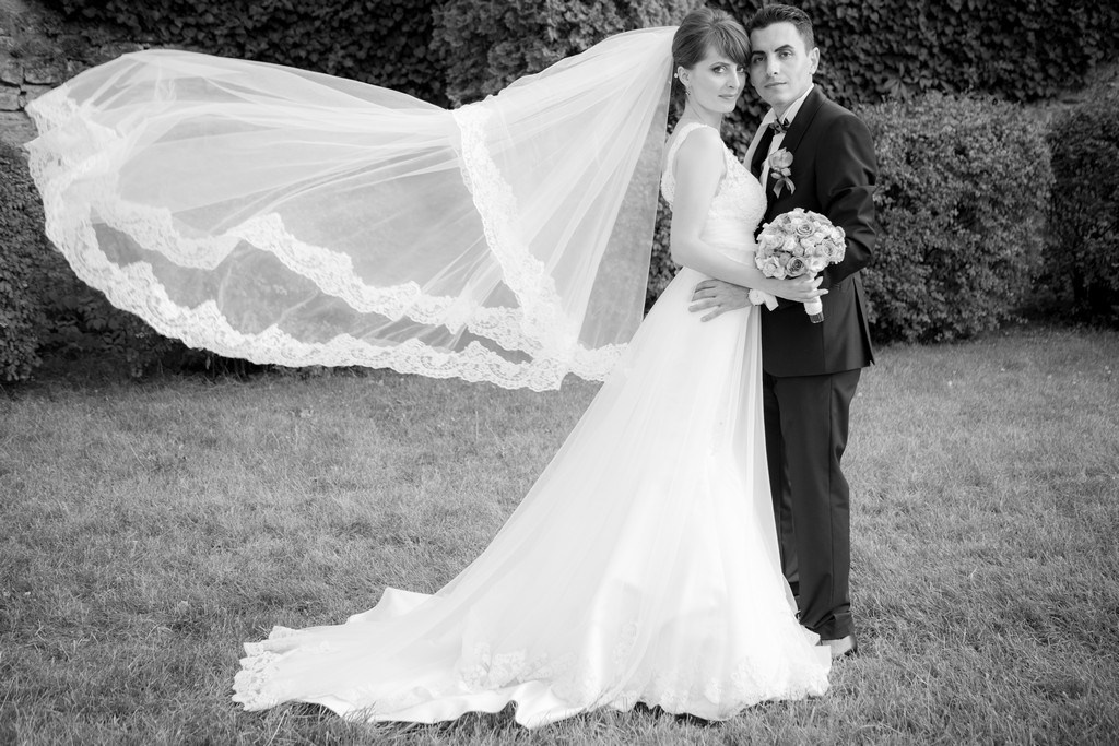 Minodora si Liviu by fotograf nunta Iasi — Eduard Schiopu