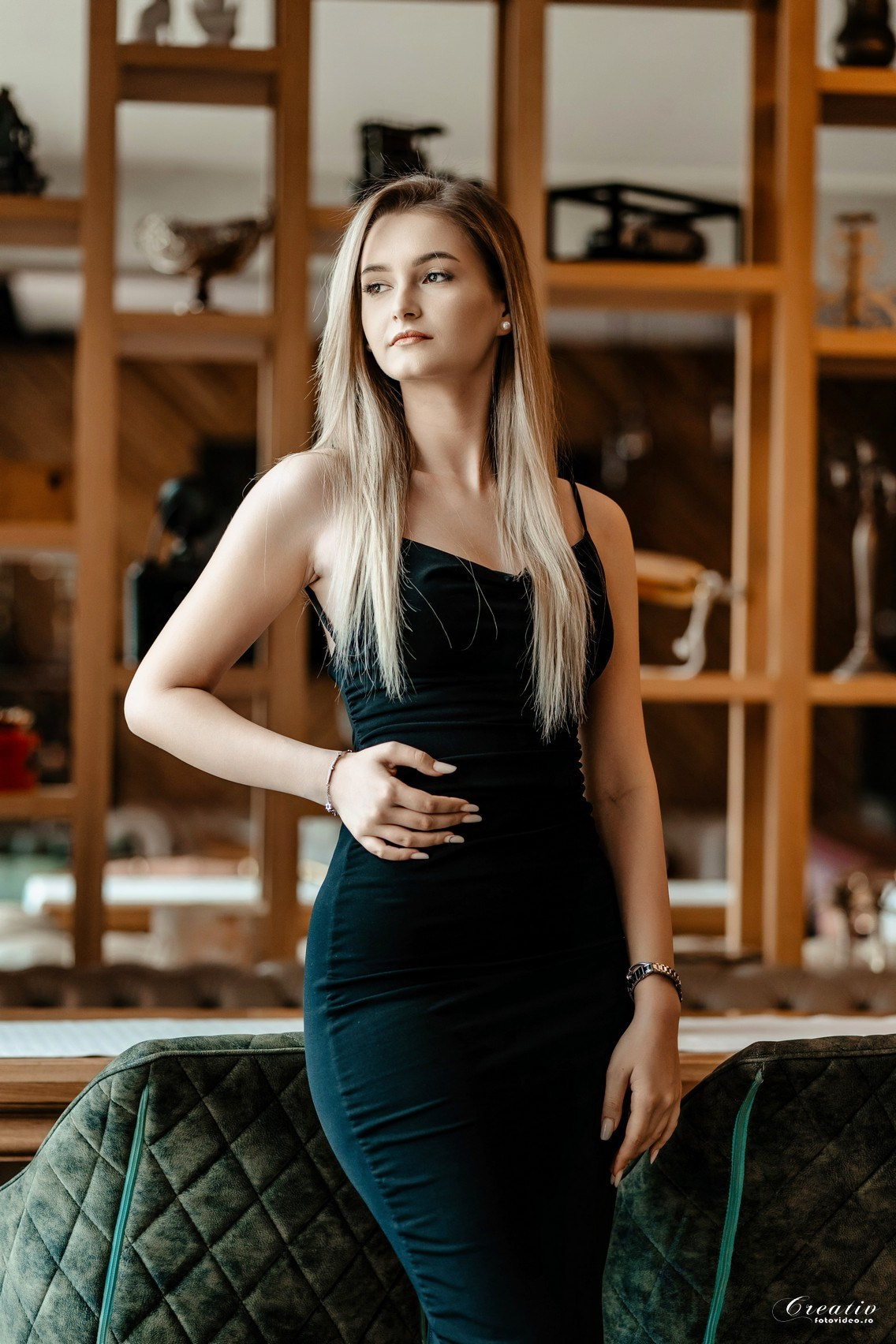 Oferta albume absolvenți 2026. Fotograf nuntă Bistrița | fotograf botez | Creativ Foto Video | Vasile Mizgan