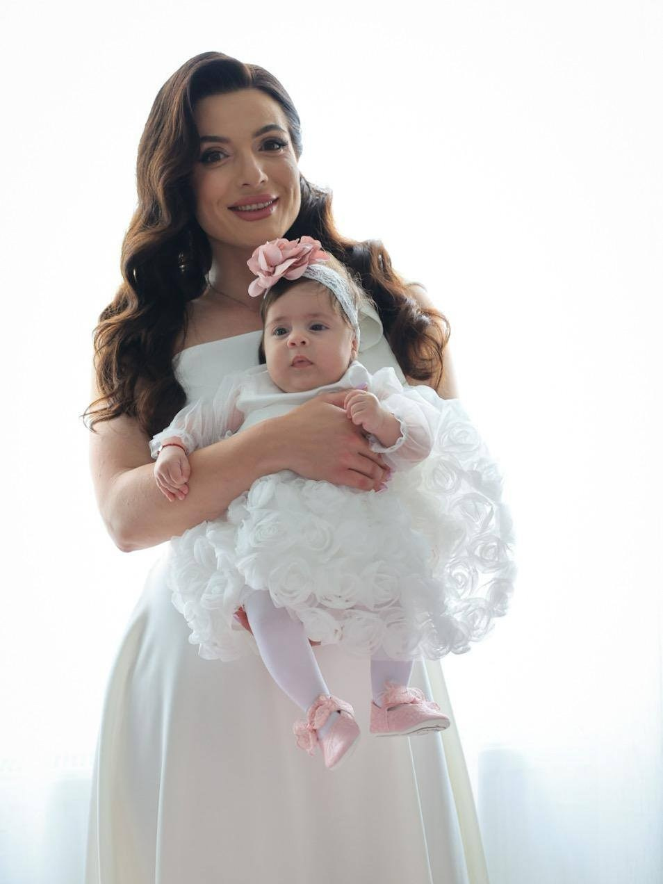Iris Stefania. Fotograf Nuntă Constanța - Moments by Gub