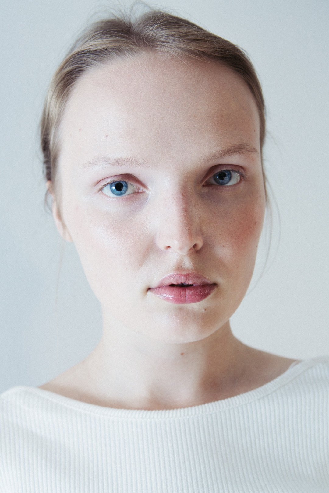 Dasha. Mariya Masha Sharf — photographer based in Tel-Aviv