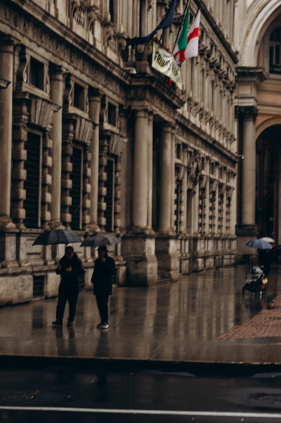 Rain in Milan. Anastasiia Buchinskaia Fotografa Milano