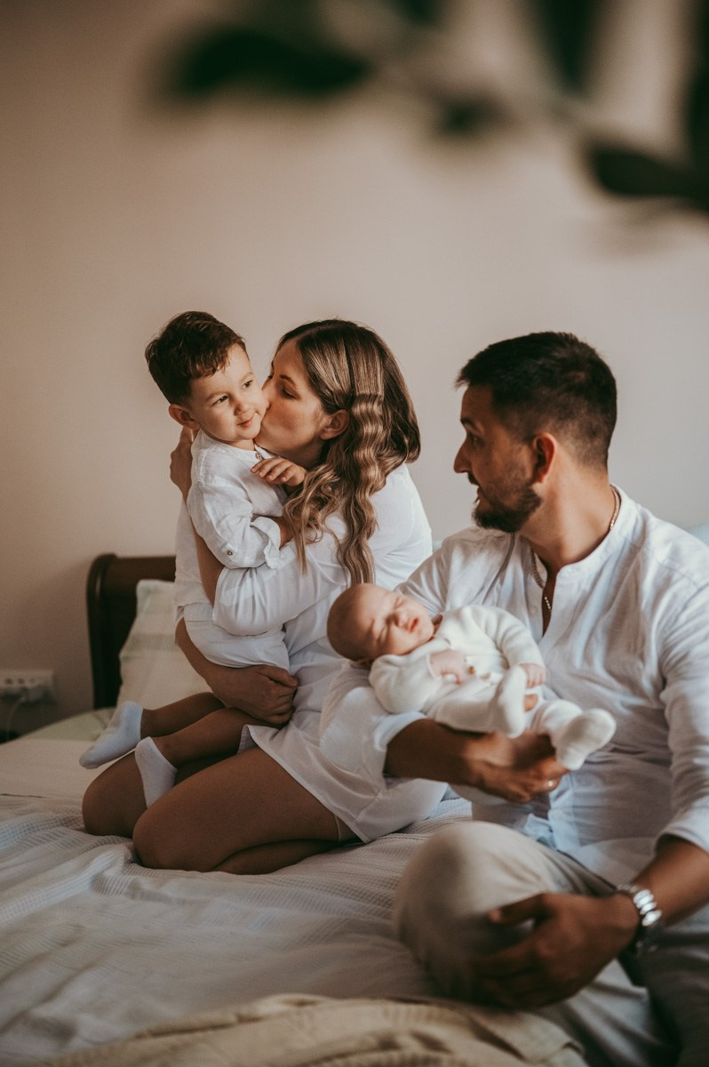 Nina, Filip, Viktor i Igor / porodicno fotografisanje. Deciji i porodicni fotograf u Beogradu Oksana Skendzic