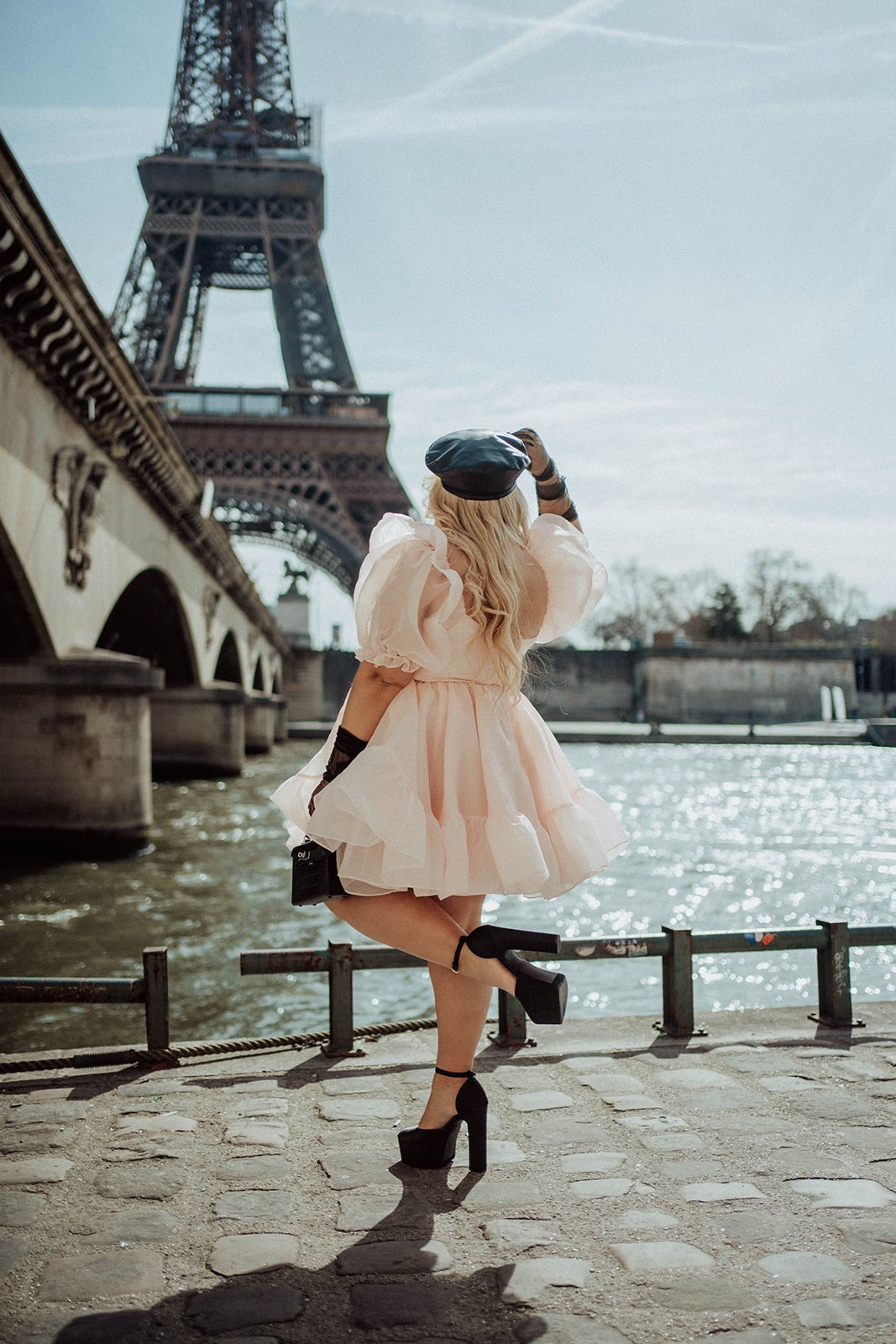 Individual shooting. Photographer in Paris Yulia Shkadina | Couples, engagement, pre-wedding, individual photo-shoots in Paris at the best locations