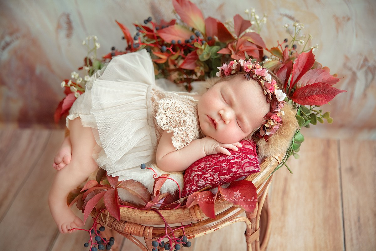 Новонароджені малюки. Дитячий, сімейний, а також newborn фотограф і викладач у Києві Наталія