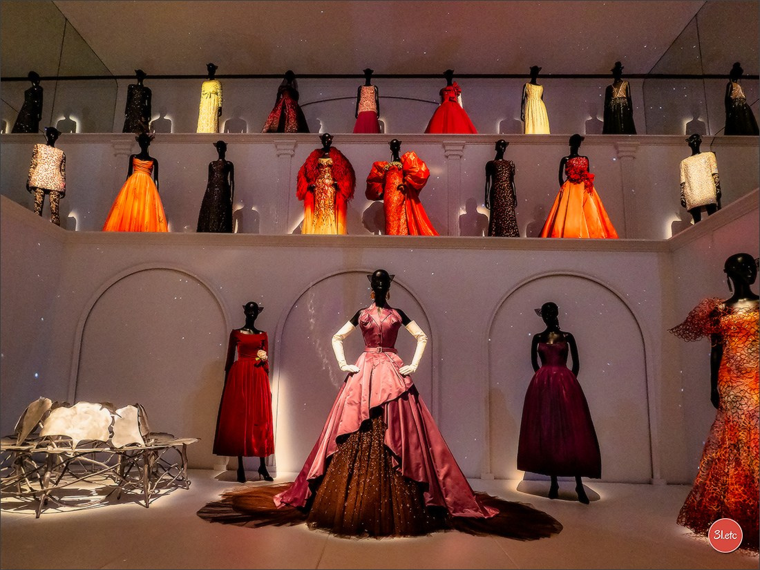 Musée Dior à Paris. Photographe à Strasbourg | Portraits, Studio, Enfants, Événements