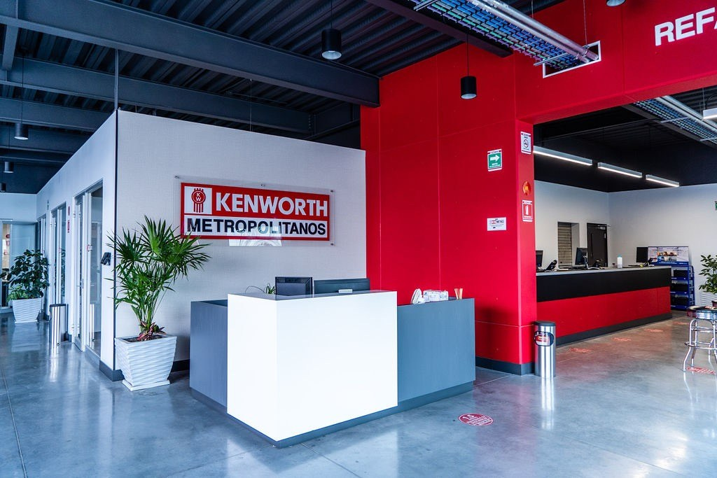 Kenworth Instalaciones. Alex Martínez Fotógrafo | Bodas, retratos y eventos en Tijuana