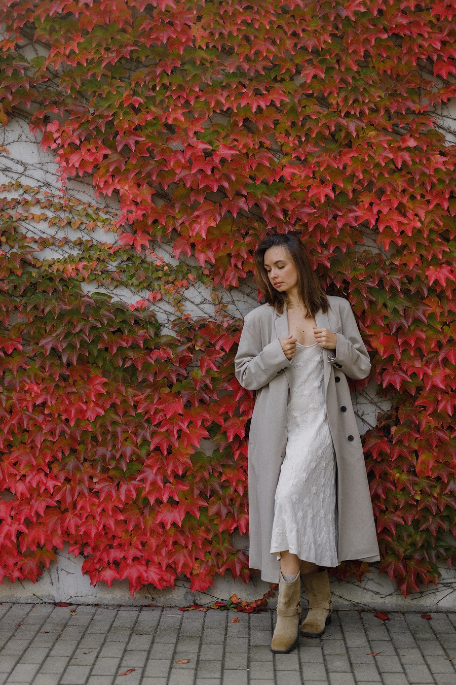 Emilia. Sesja w domu i ogrodzie. Fotograf w Krakowie i Europie