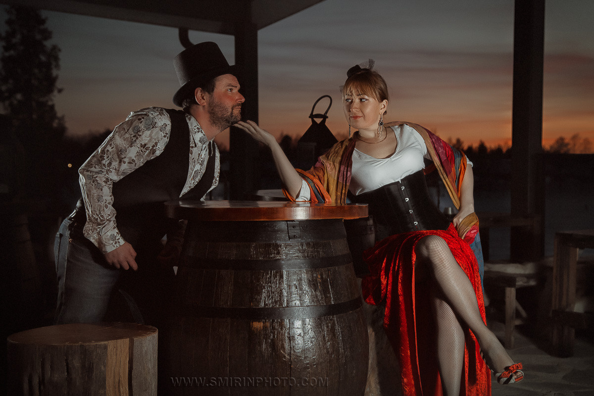 Majatalon Isäntä. Kinosura Creative Studio Helsingissa ja Kuopiossa