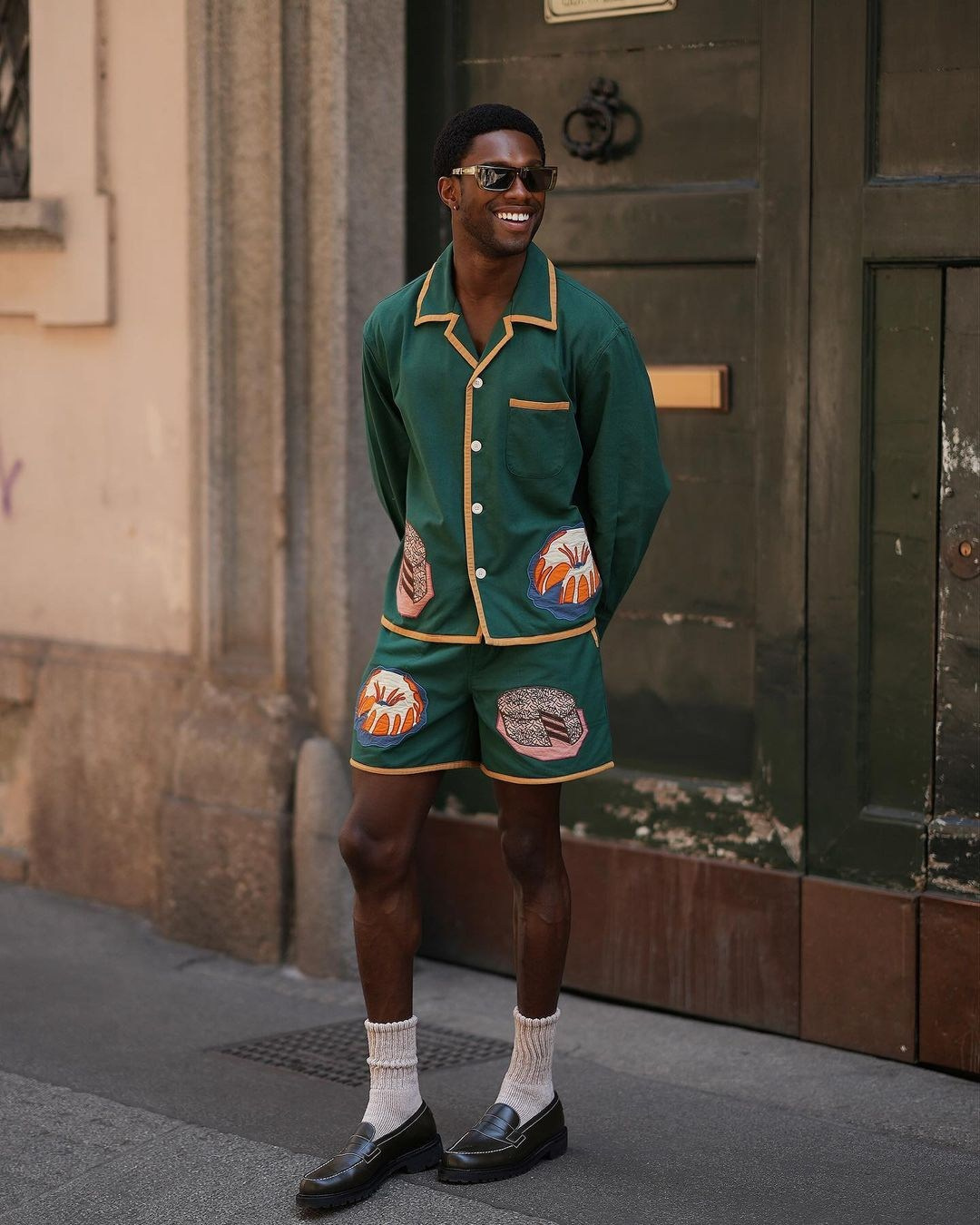 Sadiqdesh. Julia Di |Fashion streetstyle photographer|videomaker in Milan & Paris