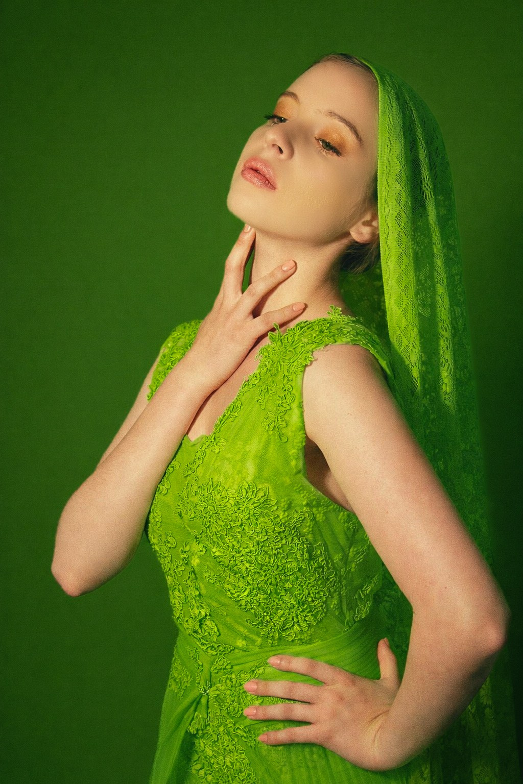 Fotografía Monocromática Editorial. Lucyfera Studio