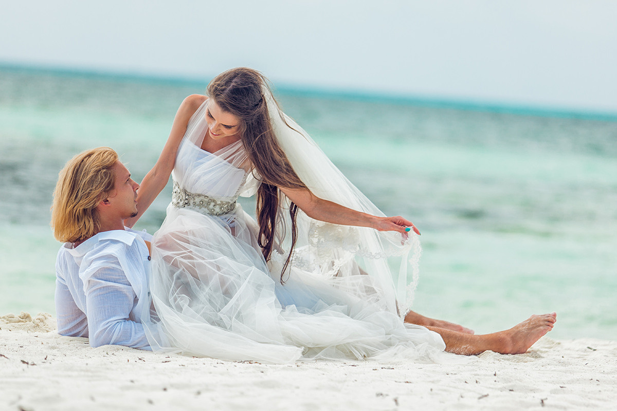 Destination Photoshoot in the Maldives — Alexa & Alexandr