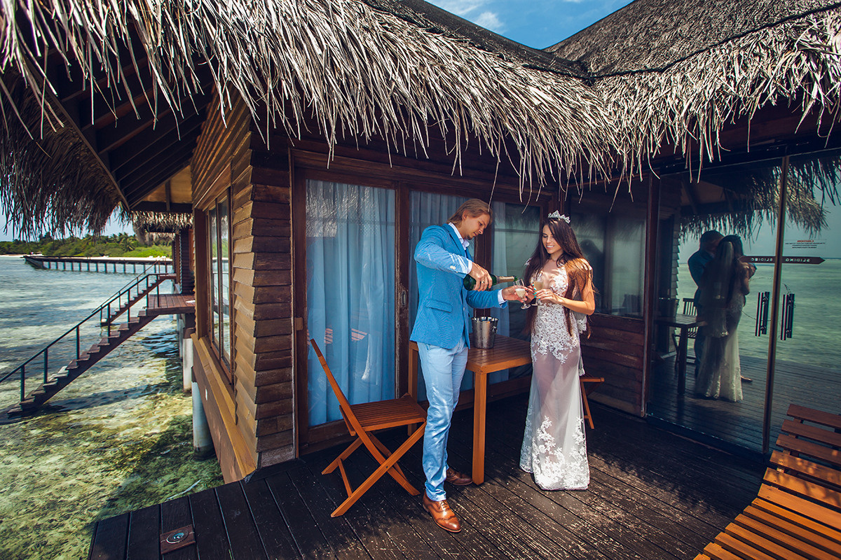 Destination Photoshoot in the Maldives — Alexa & Alexandr