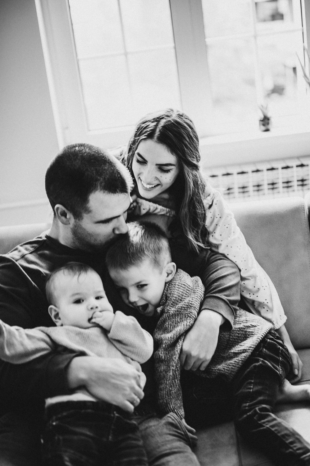 Paunovici / porodicno fotografisanje. Deciji i porodicni fotograf u Beogradu Oksana Skendzic