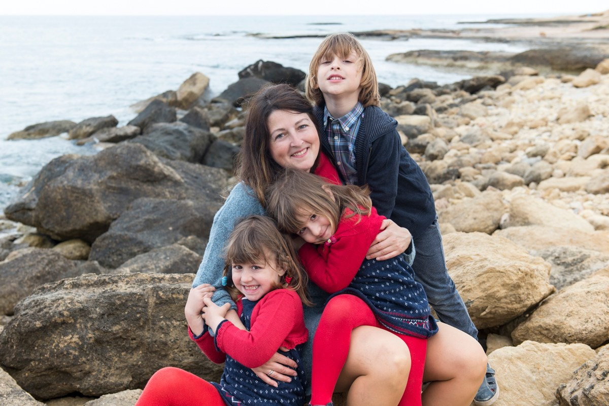 Madres. Fotografia de familias en Alicante Mónica Santonja