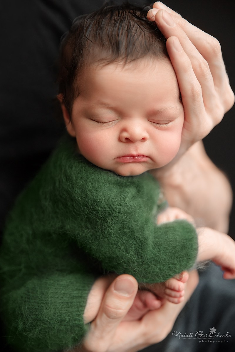 Новонароджені малюки. Дитячий, сімейний, а також newborn фотограф і викладач у Києві Наталія