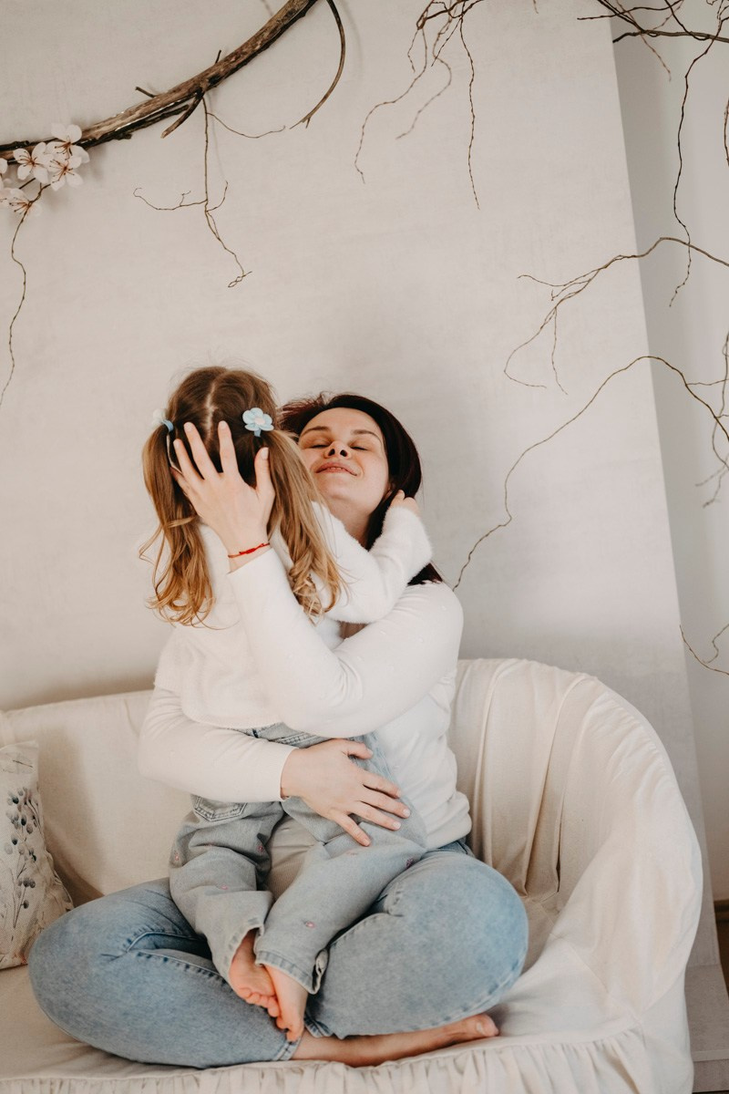 Miljana, Danka i Ilija — fotografisanje MAMINO. Deciji i porodicni fotograf u Beogradu Oksana Skendzic