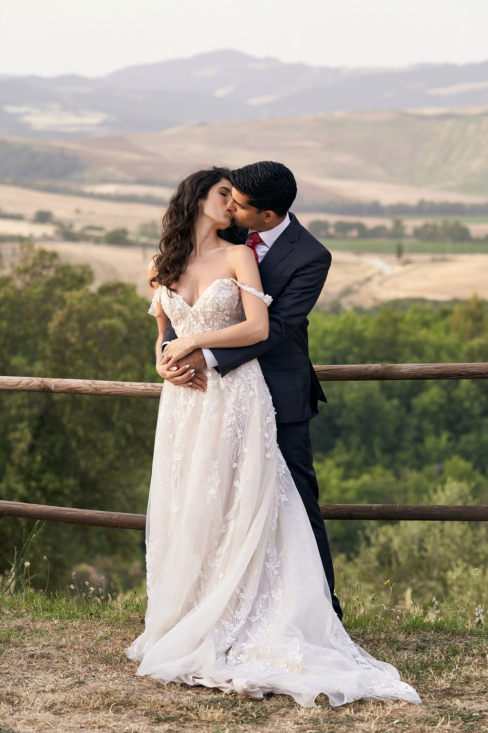 Wedding photoshoot in Tuscany. Photographer in Italy Natalie Bero