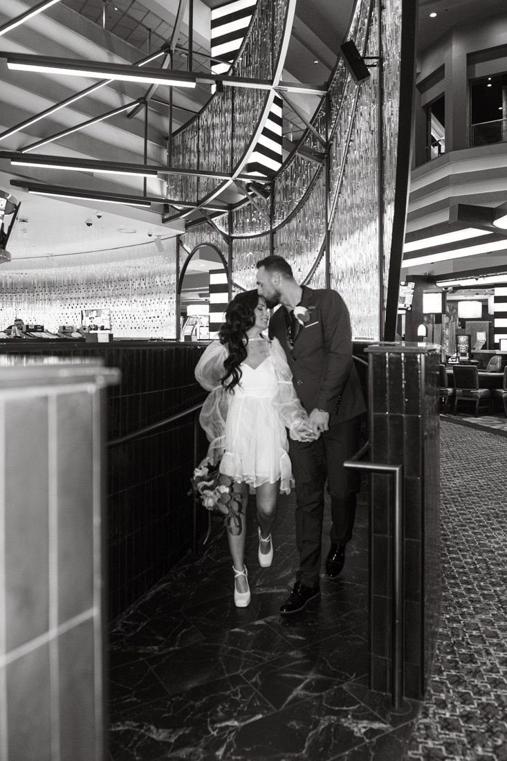 Miranda&Austin. Wedding & elopement photographer Viktoriya Kravtsov. Las Vegas