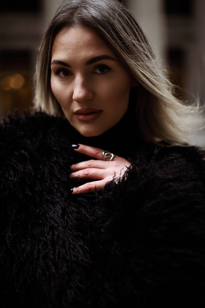 Nina. VALERIIA VIUNOVA individual shooting\love story\event\brand